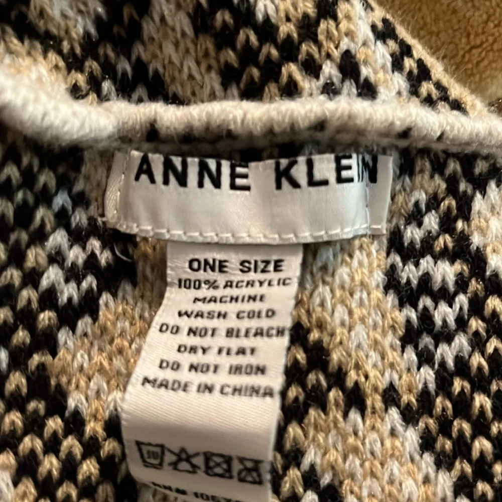 Anne Klein Animal print cream,beige & black infinity Scarf 100%Acrylic one size